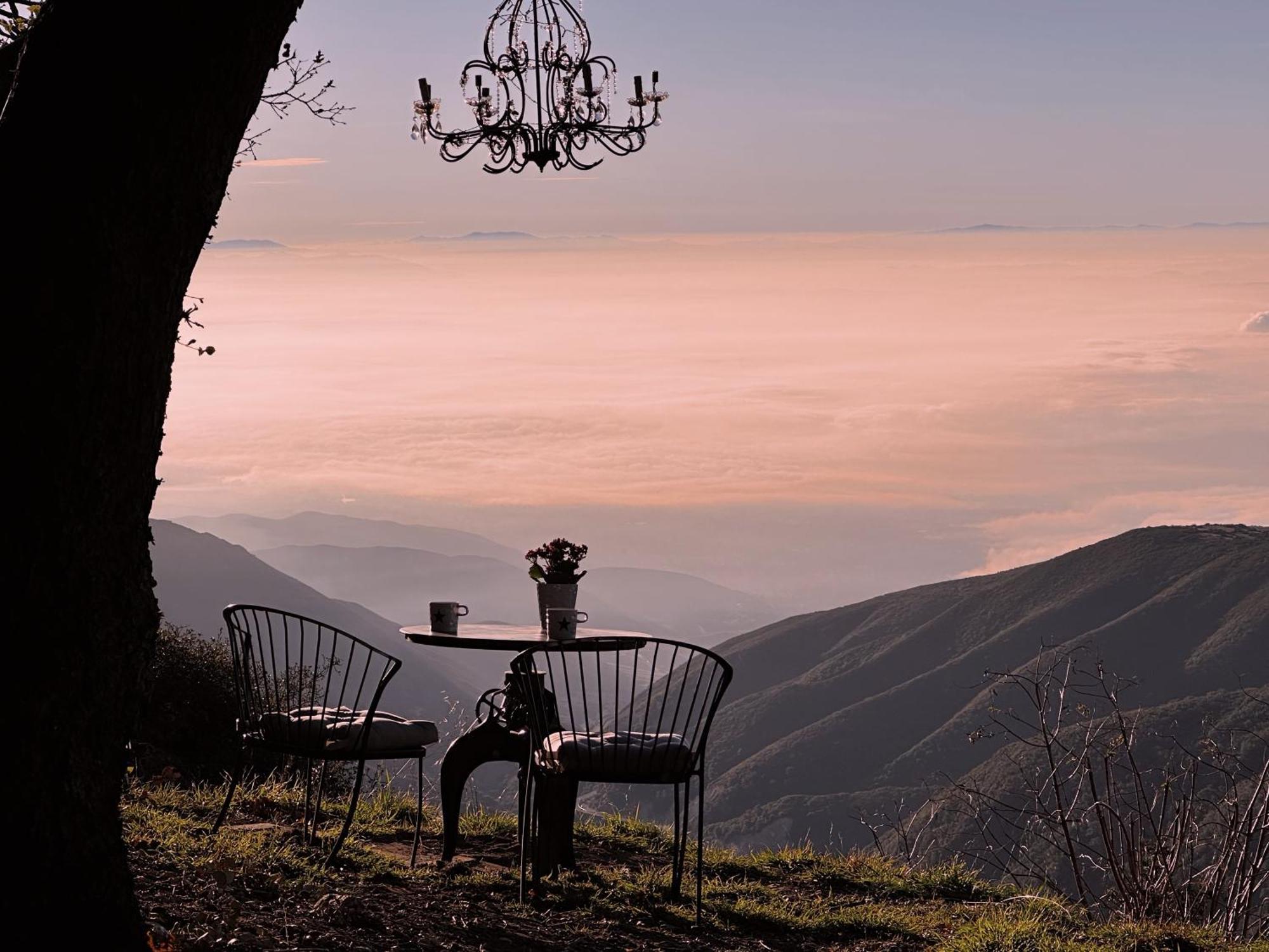 100 Mile View-Fire Pit, Romantic, Peaceful, Private Crestline Eksteriør bilde